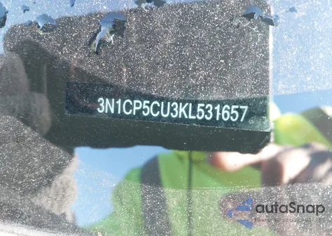 2019 Nissan Kicks Sv z USA, uszkodzony, nr VIN 3N1CP5CU3KL531657